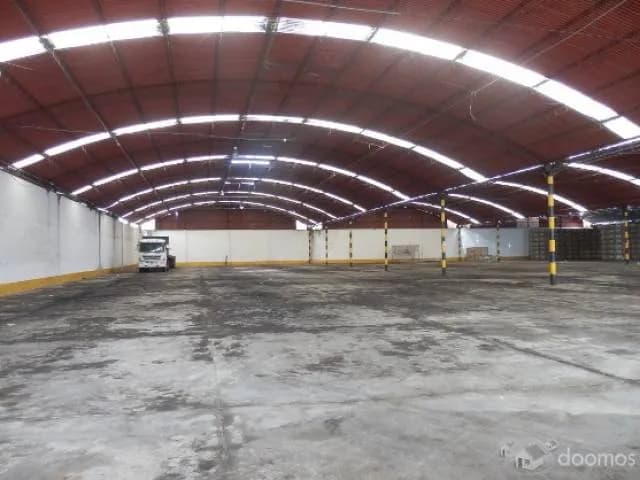 ALQUILER DE ALMACEN — foto 1