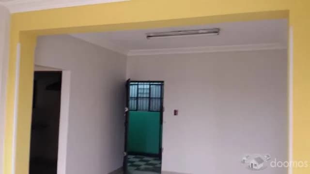 VENDO LOCAL EN DAMERO DE GAMARRA — foto 2