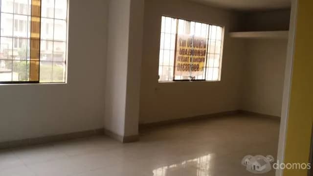 VENDO LOCAL EN DAMERO DE GAMARRA — foto 3