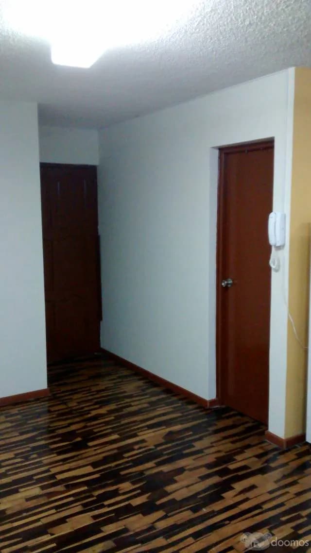 ALQUILO OFICINA EN JESUS MARIA (ZONA COMERCIAL) — foto 2