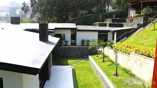 Casa de lujo en casuarinas — foto 1