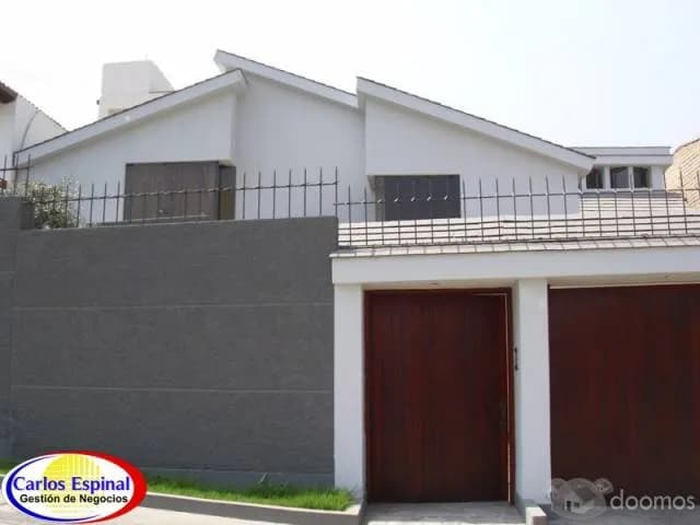 Casa en Venta en La Molina, Lima, Perú — foto 1