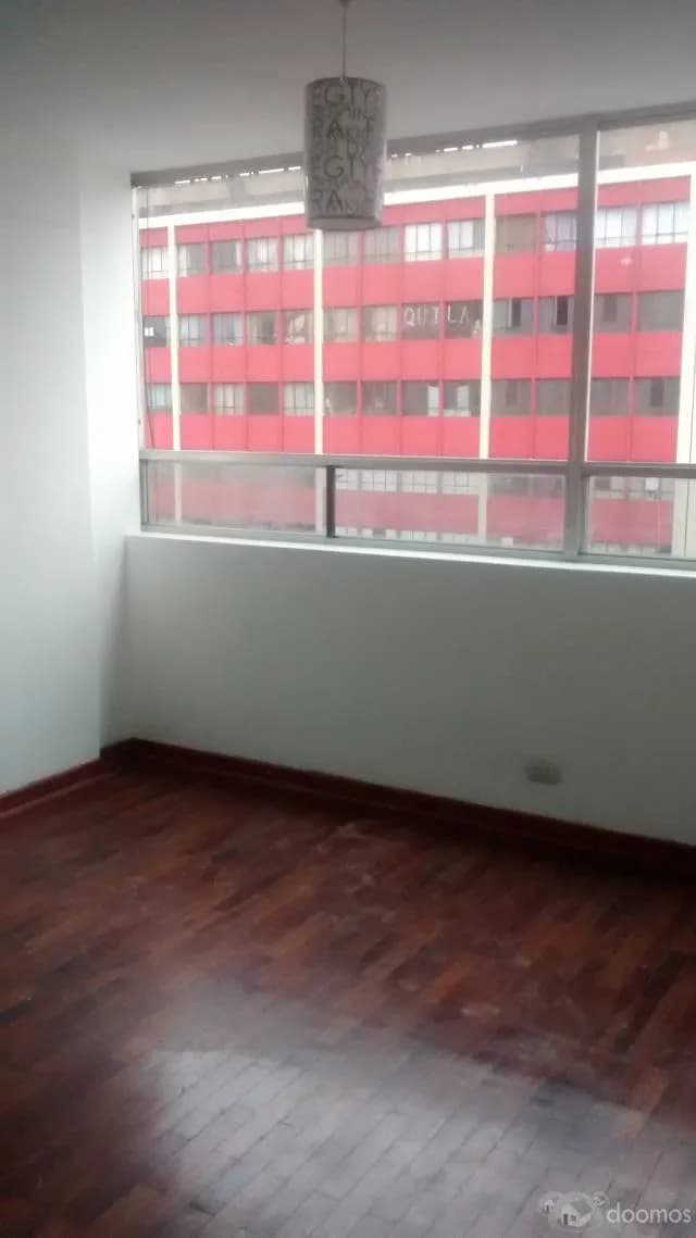 REMATO LINDO DEPARTAMENTO CENTRO HISTORICO DE LIMA. AV. TACNA — foto 1