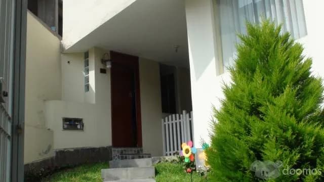 DUPLEX 4 DOR LAS LOMAS MOLINA, ENTRADA INDEPENDIENTE, PARQUE INTERIOR PRIVADO — foto 1