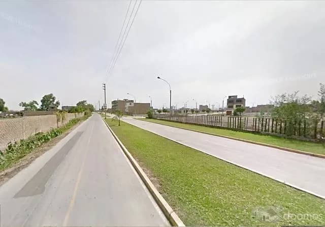 URB. LA ENSENADA DE CARABAYLLO — foto 1