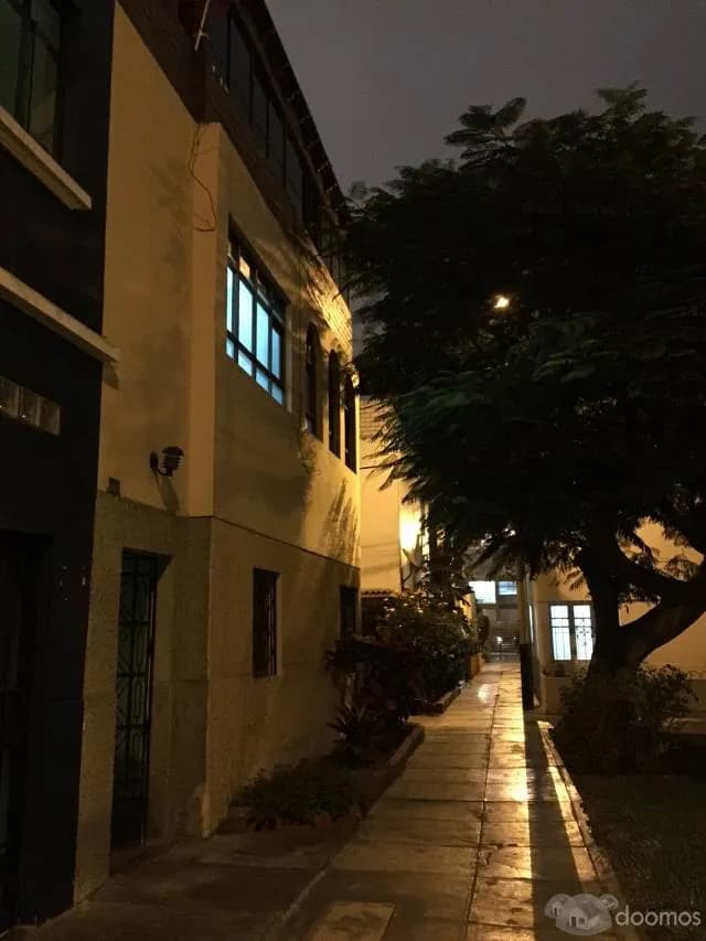 Casa frente a la Huaca Pucllana — foto 1