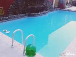 REMATO CASA CON PISCINA EN PLAYA ARICA
