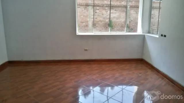 Alquilo amplio departamento de estreno — foto 3