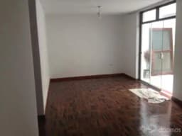 DEPARTAMENTO EN 1er. PISO. Área 160 m2 - URB. LOS PINOS CERCA A LA UCV.
