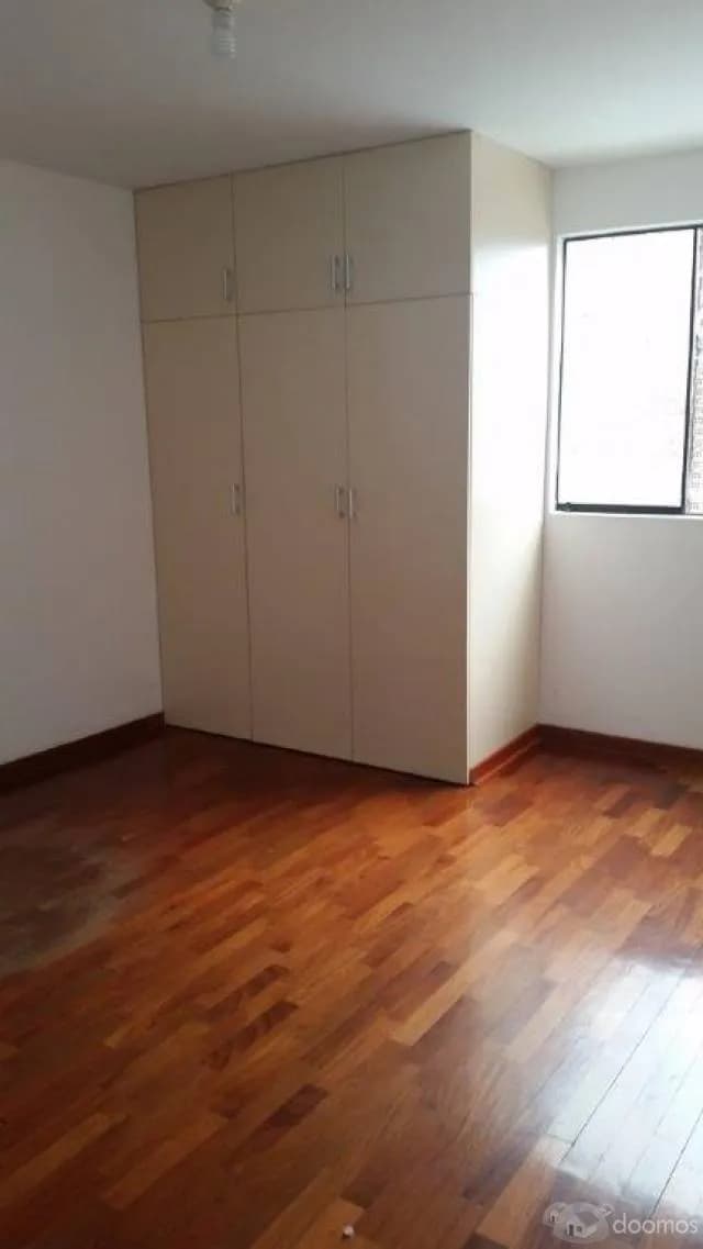 SE VENDE CASA DE 3 PISOS EN SAN MIGGUEL — foto 8