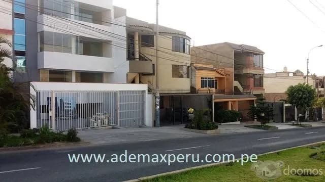 VENDO DUPLEX CON VISTA A PARQUE EN LA MOLINA — foto 1