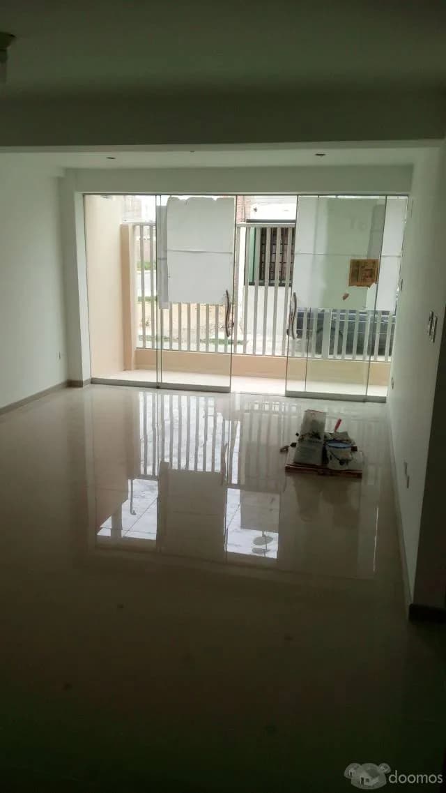 Departamento 1° piso, Urb. Las Palmas — foto 7