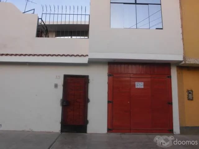 VENTA CASA Y 2 DEPARTAMENTOS — foto 1