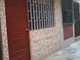 casa altura de minka y seguro bartom