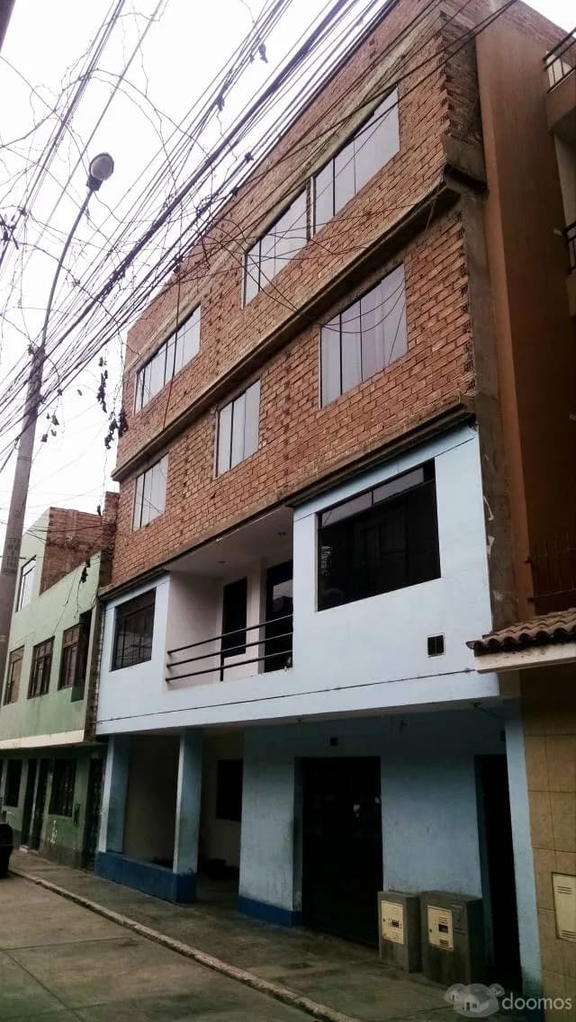 Casa de 4 pisos en venta - SJL — foto 3