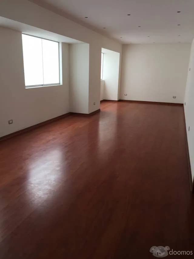DUPLEX 180M2 CON 03 DORM + SALA DE ESTAR+AMPLIA TERRAZA+02 COCHERAS — foto 1