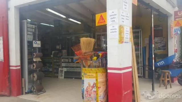 VENTA DE LOCAL COMERCIAL EN LA MOLINA — foto 3