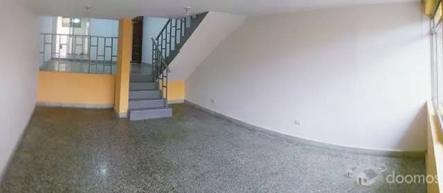CASA 4 PISOS AV. METROPOLITANA - COMAS — foto 5