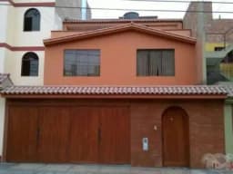 casa en prolongacion Benavides