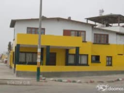 SE ALQUILA casa EN San Bartolo 3 dormitorios 9 personas con terraza Vista Temporada verano 2019