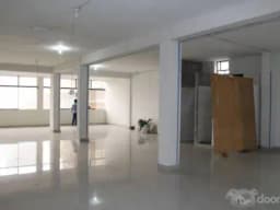 SAN MIGUEL 2DO PISO 170M2 2 BAÑOS ZONIF CZ TODO NEGOCIO $ 1700
