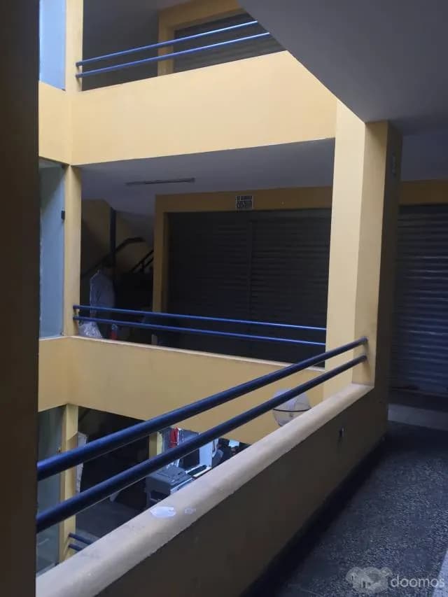 GRAN VENTA DE LOCALES COMERCIALES EN GAMARRA !!! — foto 4