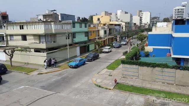 CASA ESQUINA PARAMETROS 6 PISOS PUEBLO LIBRE — foto 3