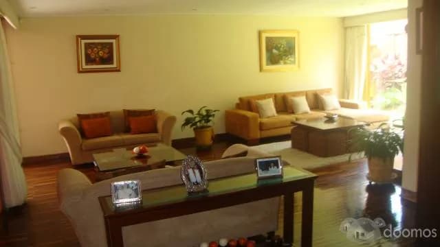 Venta de casa en Manuel de Freyre, Miraflores — foto 3