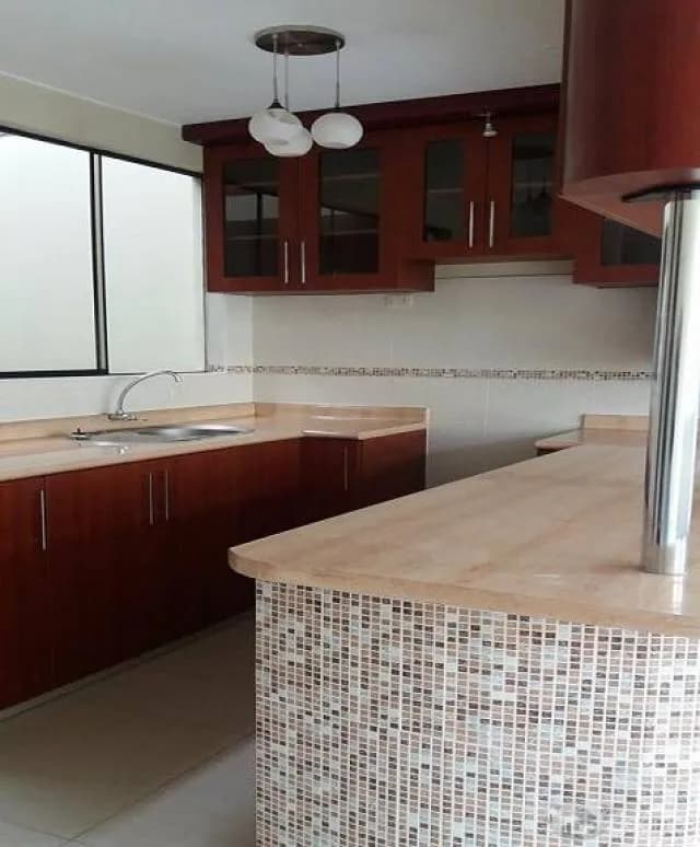 DEPARTAMENTO EN ALQUILER 2 PISO SANTIAGO DE SURCO — foto 3