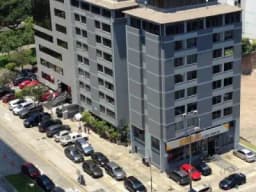 ALQUILER DE FUNCIONAL OFICINA EN CENTRO FINANCIERO DE SAN ISIDRO (75M2)
