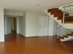 VENAT DE UN DPTO DUPLEX EN UNA ENVIDIABLE UBICACION FRENTE A UN PARQUE EN SAN BORJA