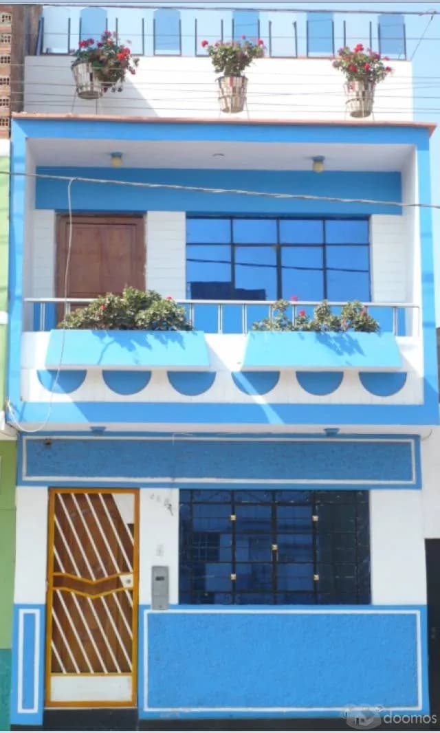 REMATO CASA, TRES PISOS, MATERIAL NOBLE — foto 2