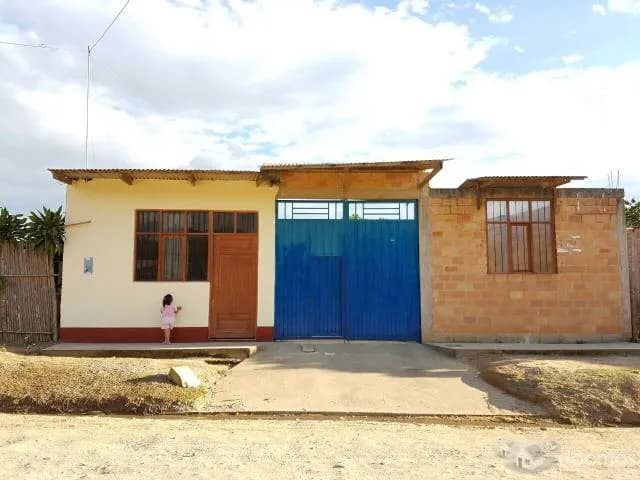 ALQUILER DE CASA EN MOYOBAMBA — foto 8