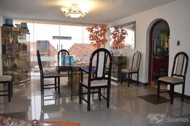 Hermosa Casa en la mejor zona de Los Olivos — foto 3