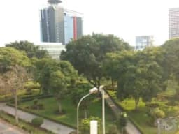 Alquiler moderno departamento frente a parque