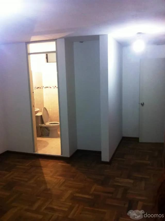 Hermosa casa amplia en primer piso — foto 3