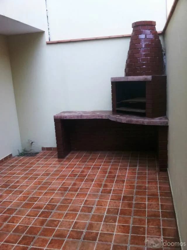 Hermosa casa amplia en primer piso — foto 8