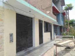 CASA EN EXCELENTE UBICACIÓN