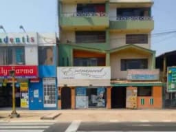 primer piso 200 mt2 precio rebajado zona financiera y comercial a dos casas del bcp