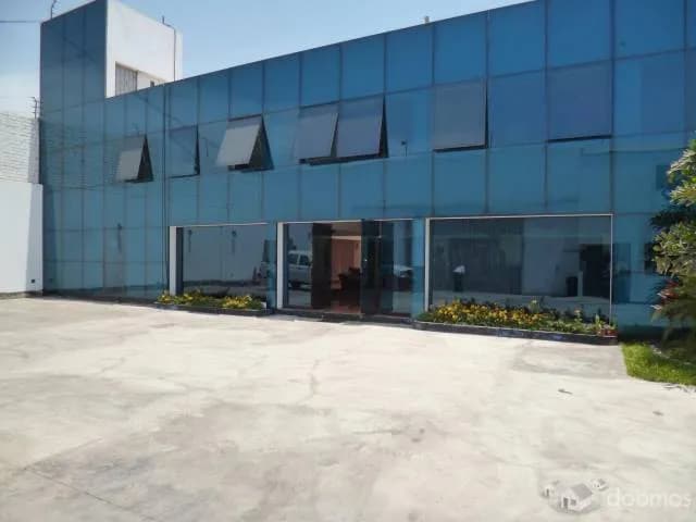 VENDO LOCAL EN CHUCUITO — foto 1