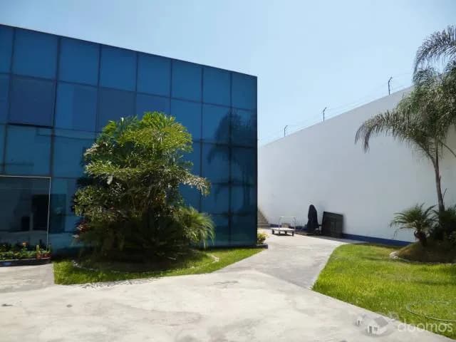 VENDO LOCAL EN CHUCUITO — foto 2