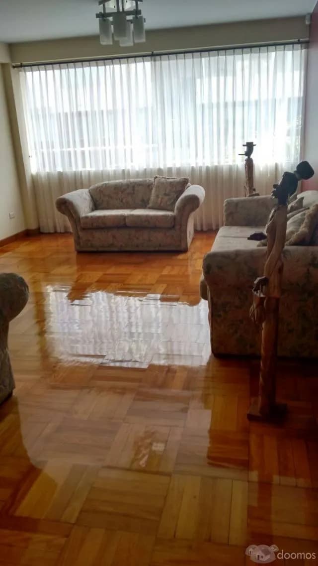 VENTA AMOBLADO DEPARTAMENTO PRIMERO PISO : — foto 3
