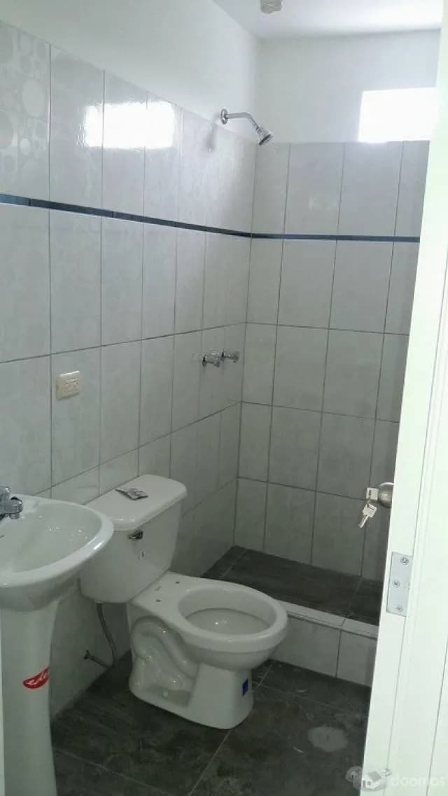 VENTA DE DEPA. 4 Y 5TO. PISO — foto 2