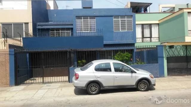 Pueblo Libre - Hermosa Casa en Venta - Urb. Colmenares — foto 2