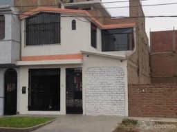 Se vende casa tipo chale de 2 platas