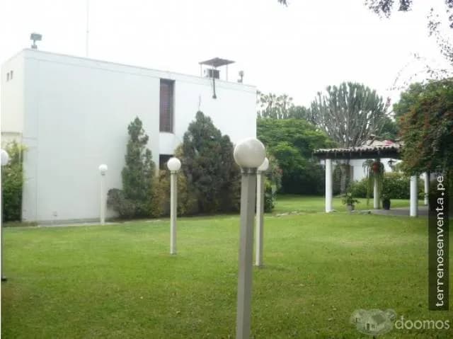 Residencia en venta como terreno en Surco, Lima - Perú — foto 4