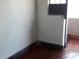 SE ALQUILA CUARTO