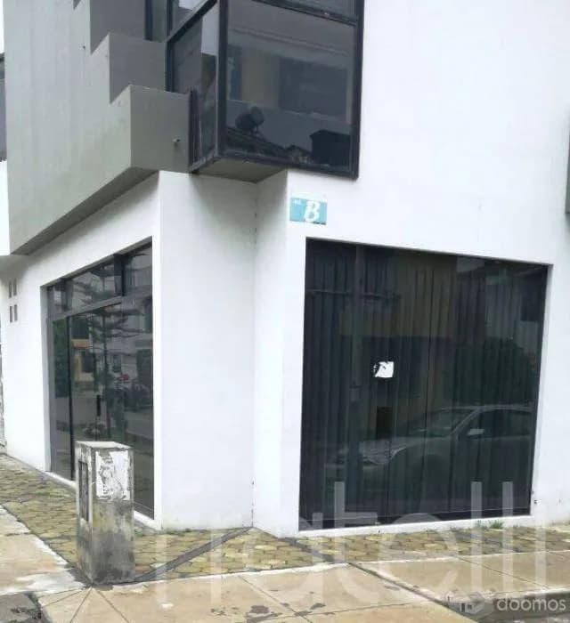 OFICINA  CERCA A LAMBRAMANI — foto 1
