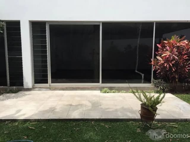 Zona Tranquila, Buena Distribución, 3 Cocheras. — foto 6