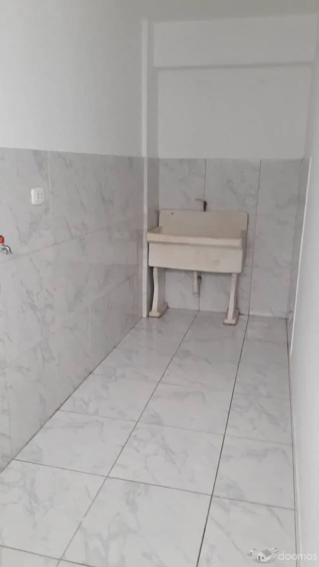 VENDO DUPLEX 90 M2 ESTRENO 2DOR+2BAÑ. 2DO PISO. SJM — foto 6